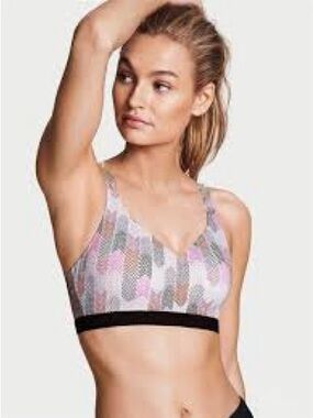 Victoria's Secret Multicolor Chevron Racerback Sports Bra with Black Band
